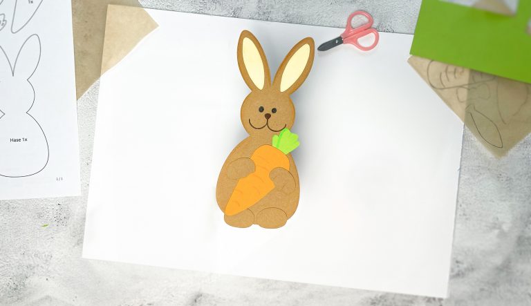 Osterhasen basteln aus Papier - kostenlose Vorlagen