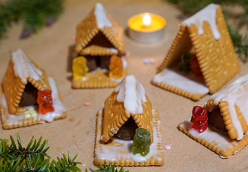 Kekshäuschen & Kerzen